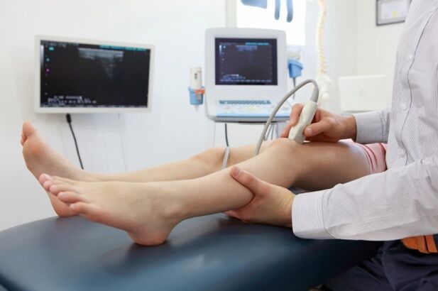 vyšetření nohou před operací na křečové žíly